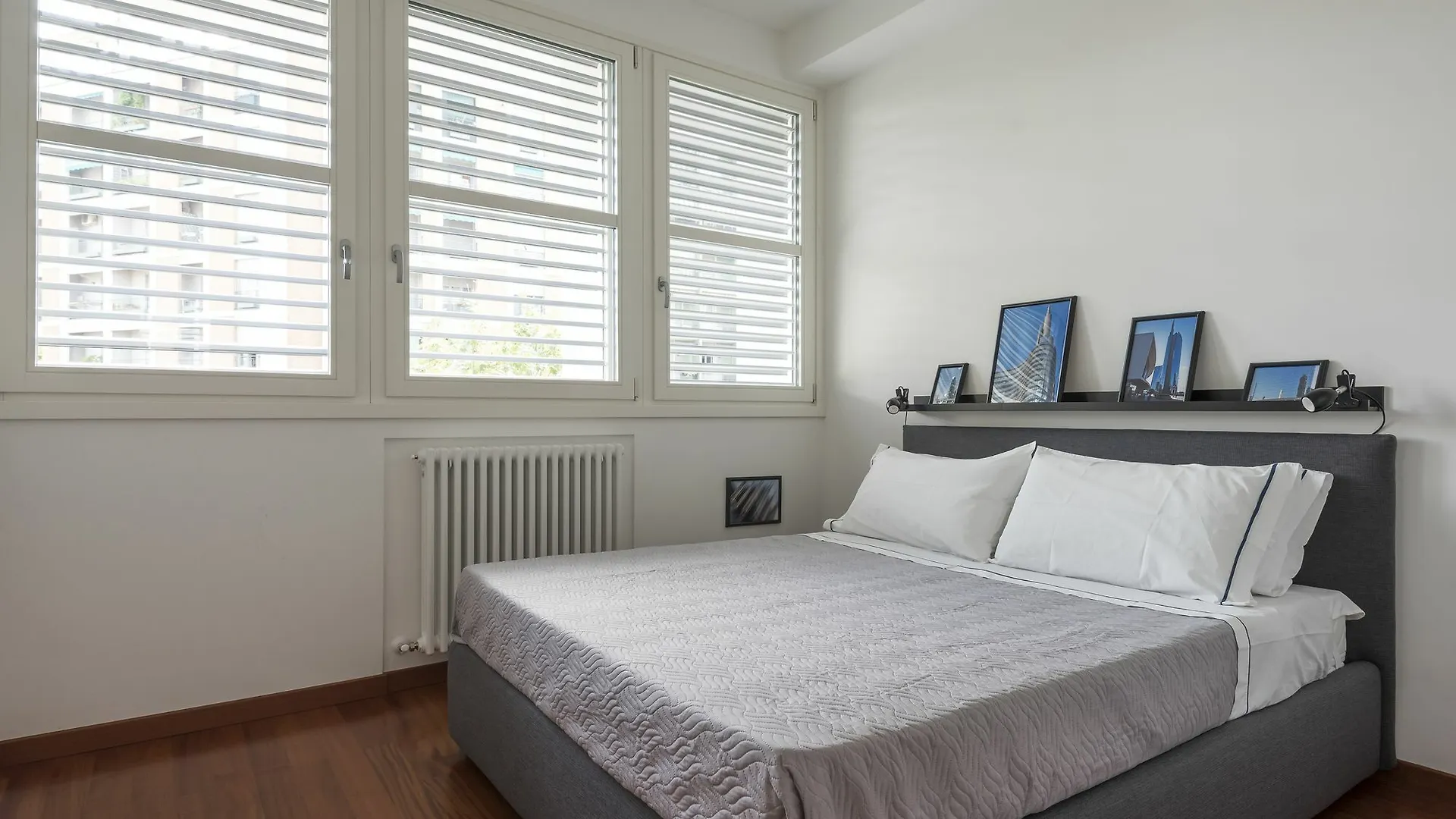 Apartment Rentclass - Fair Area - Piazza De Angeli Milan