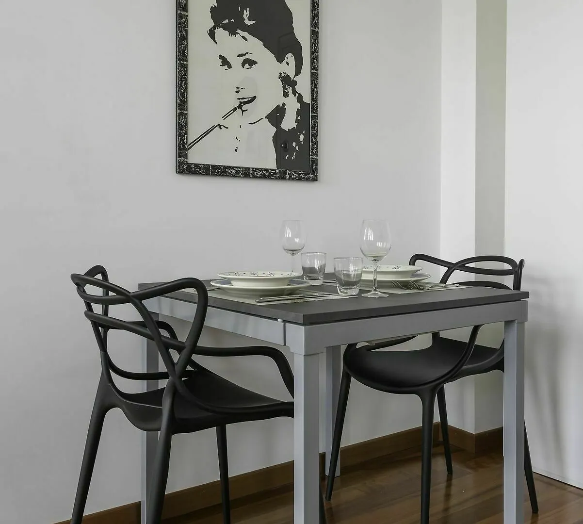 Rentclass - Fair Area - Piazza De Angeli Milan 0*,  Italy